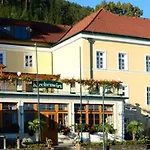 Kirchenwirt In Maria Schutz Hotel Schottwien