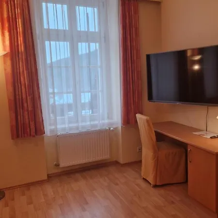 Kirchenwirt In Maria Schutz Hotel Schottwien