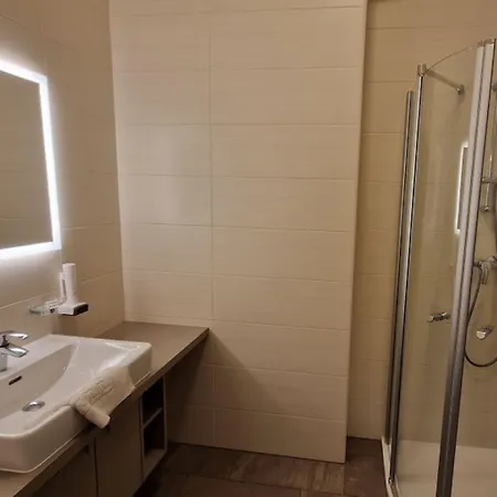 Kirchenwirt In Maria Schutz Schottwien