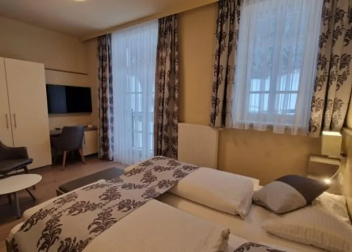 Kirchenwirt In Maria Schutz Schottwien