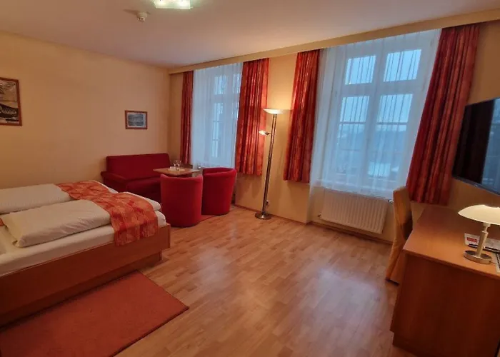 Kirchenwirt In Maria Schutz * Schottwien