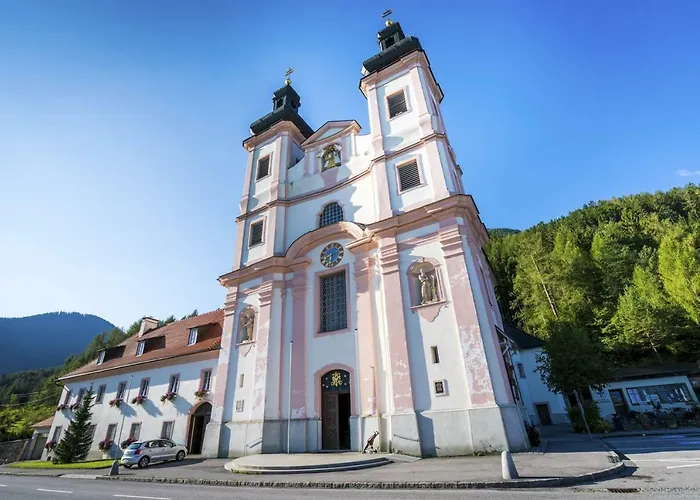 Hotel Kirchenwirt In Maria Schutz *